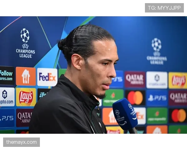 博努奇与范戴克：出球中卫的战术重心如何分化？